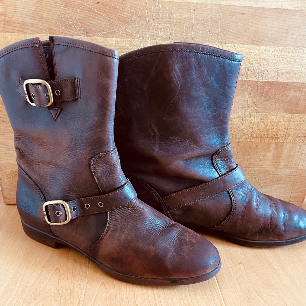 UGG Frances Distressed Brown Leather DBL Buckle Ankle CG Boots Wide Calf 8-8.5 - Picture 2 of 10
